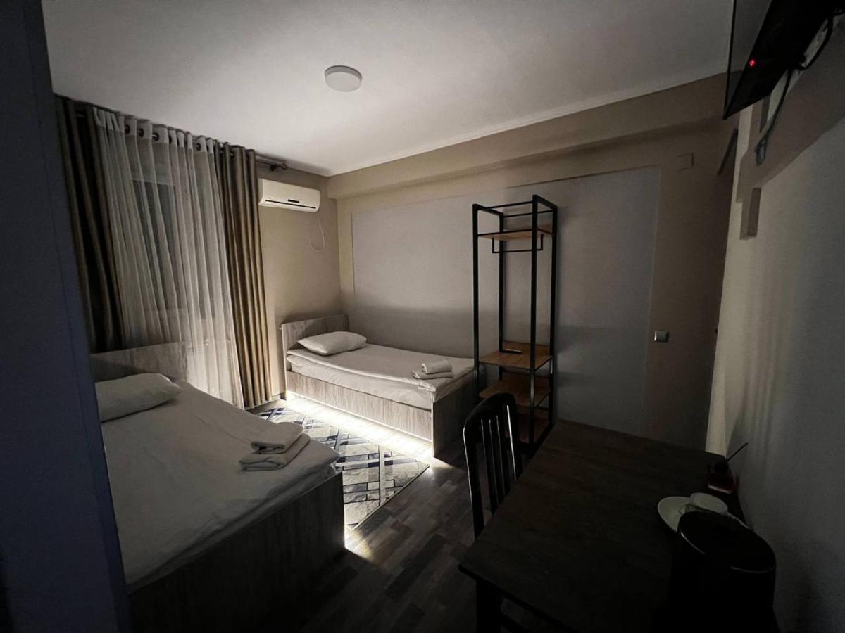 Ave Hotel 奥什 外观 照片