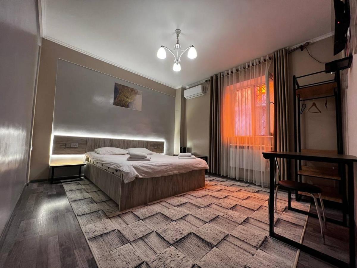 Ave Hotel 奥什 外观 照片
