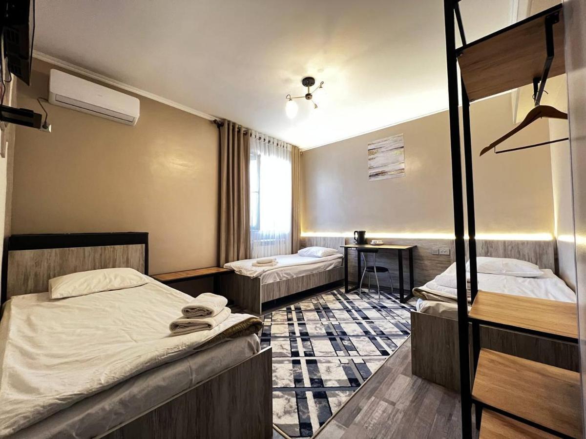 Ave Hotel 奥什 外观 照片