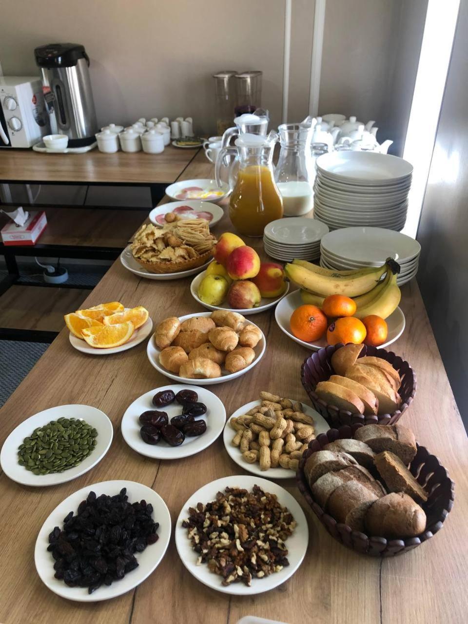 Ave Hotel 奥什 外观 照片